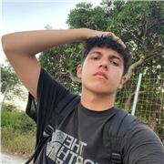 Sono un ex liceale (liceo scientifico) che offro ripetizione di matematica fisica e inglese sia per ragazzi delle medie che delle superiori